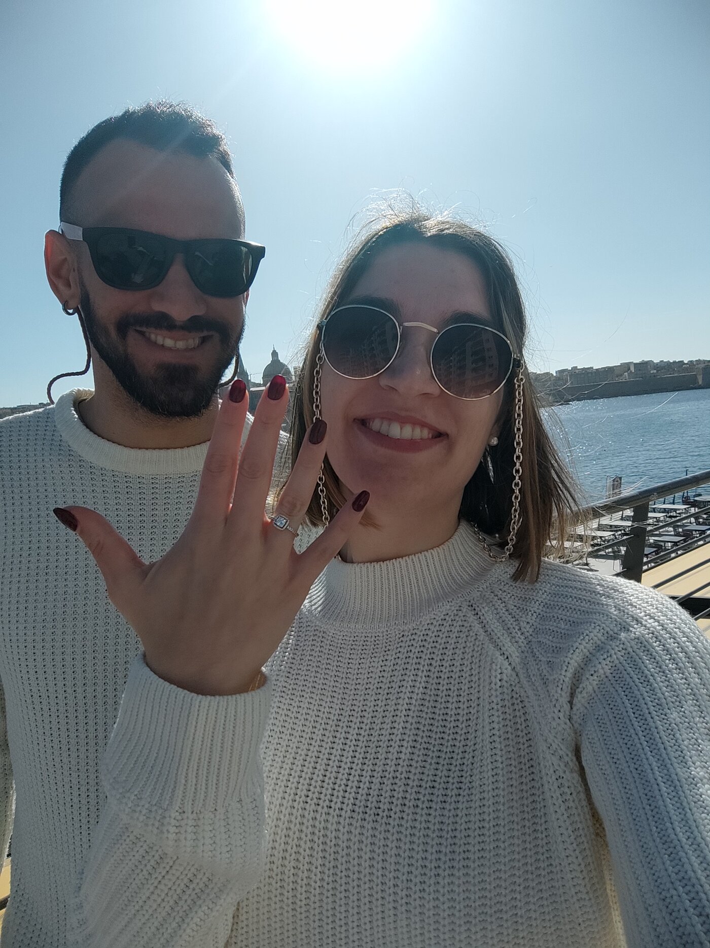 Il momento della proposta a Malta